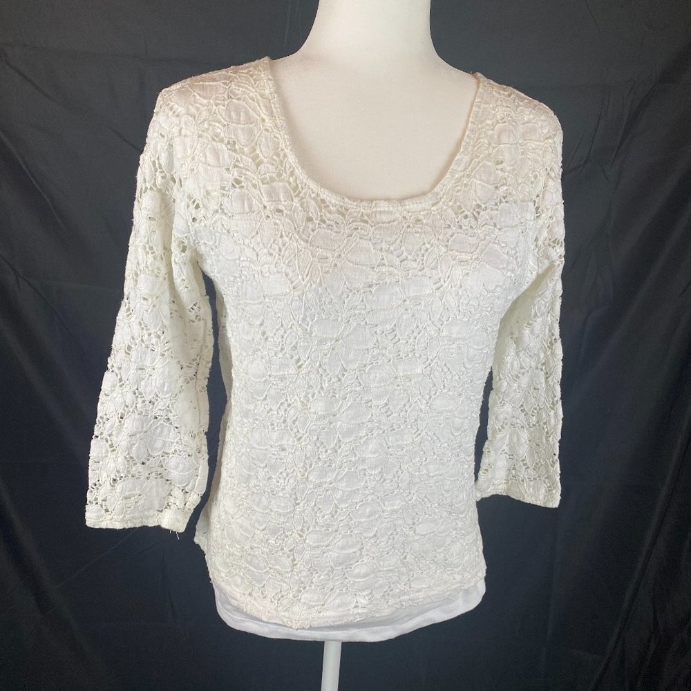 Peck & Peck Lace 3/4 Sleeve Lined Blouse, Size L.